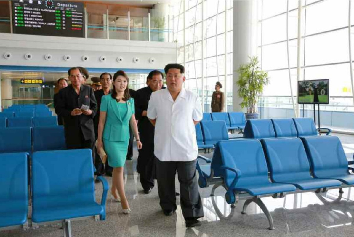 Ong Kim Jong-un thi sat nha ga moi san bay Binh Nhuong-Hinh-4